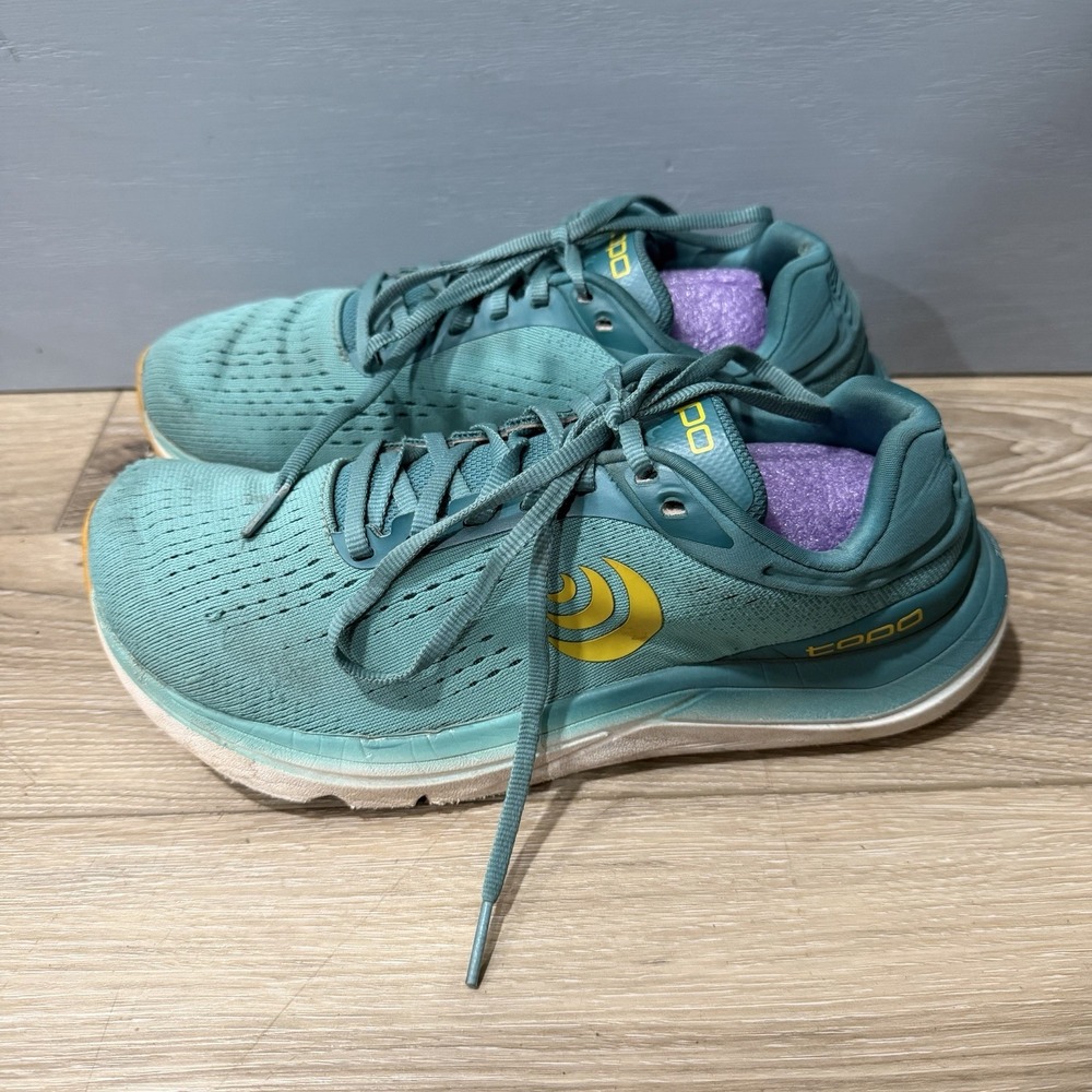 Topo Athletic Women's Magnifly 5 Running Shoes Teal/Gold Size 8.5